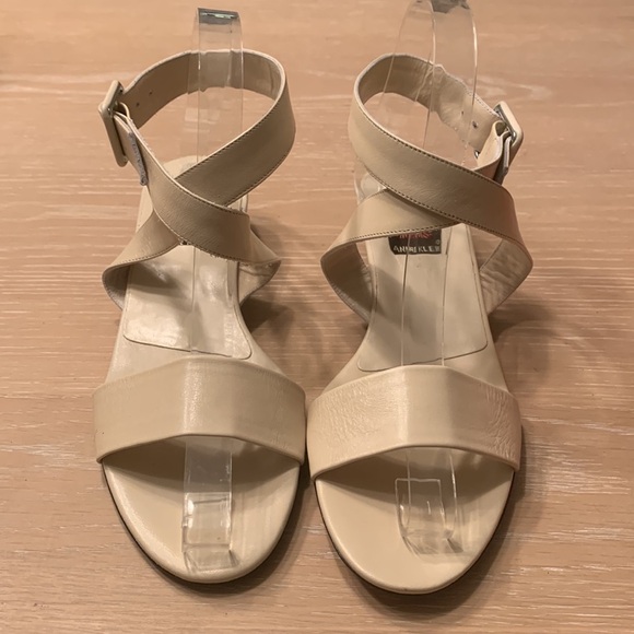 Anne Klein Ivory ankle wrapped with buckle sandals Size 7.5 N NIB - Picture 2 of 8